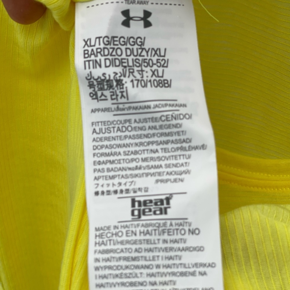 NWT UNDER ARMOUR YELLOW SHIRT size XL - Picture 5 of 7